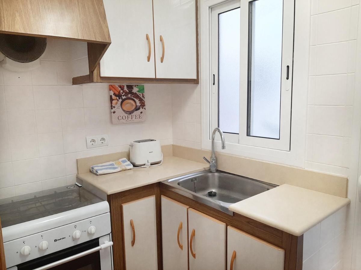 Apartamentos Franch Hospitalet De L'Infant Exterior foto